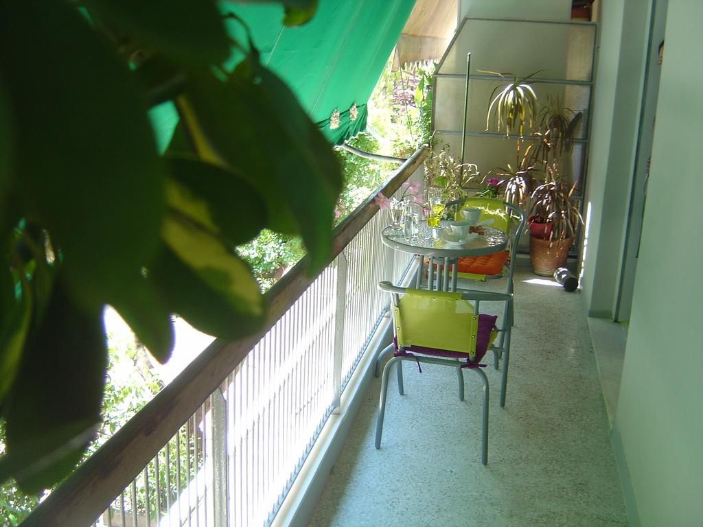 Medea Apartment Атина Екстериор снимка