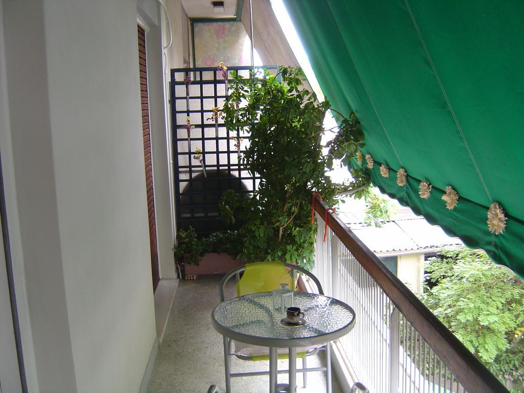 Medea Apartment Атина Екстериор снимка